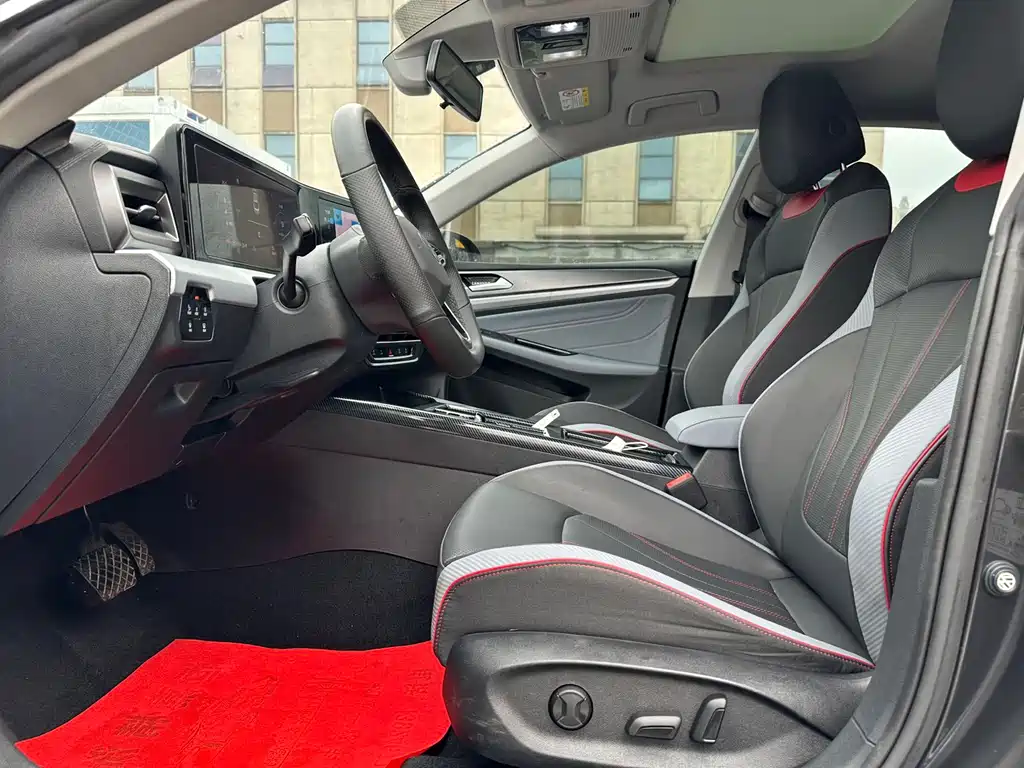 Volkswagen Lamando L 2022 280TSI DSG Cool & Spicy Edition