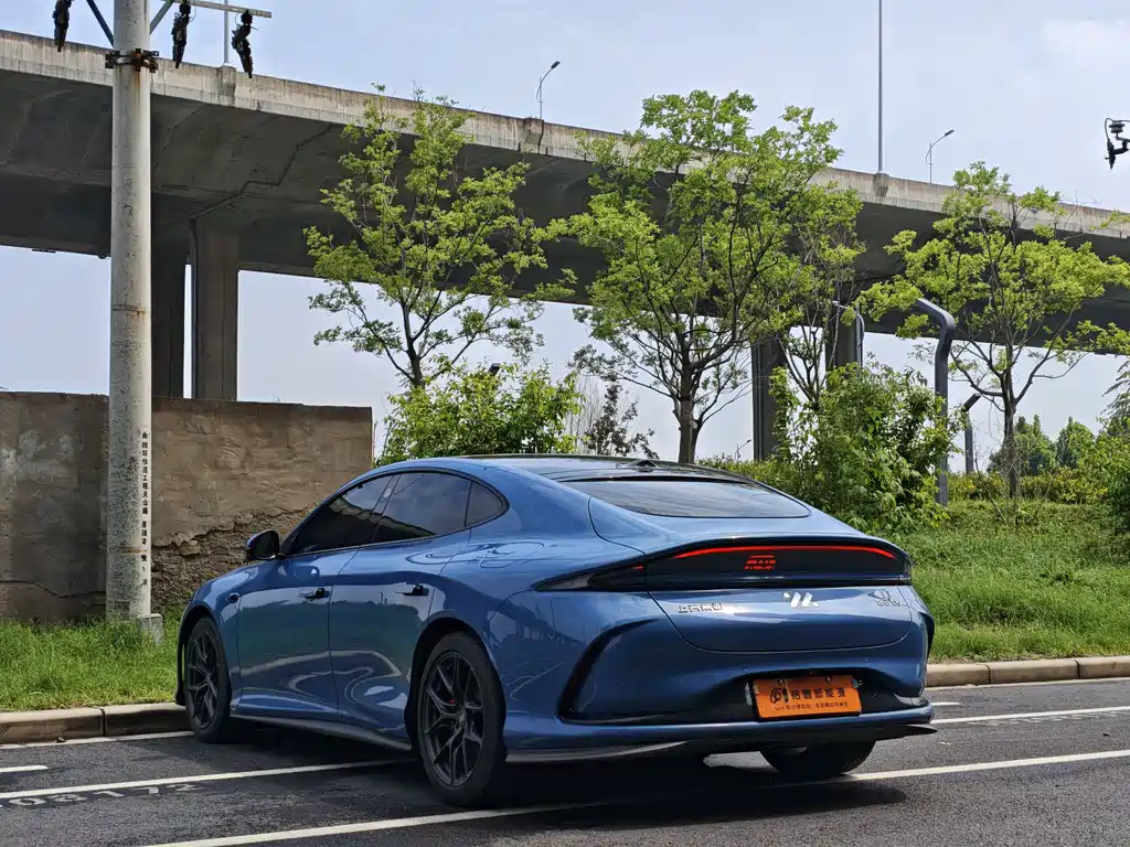 IM L6 2024 Max Standard Edition
