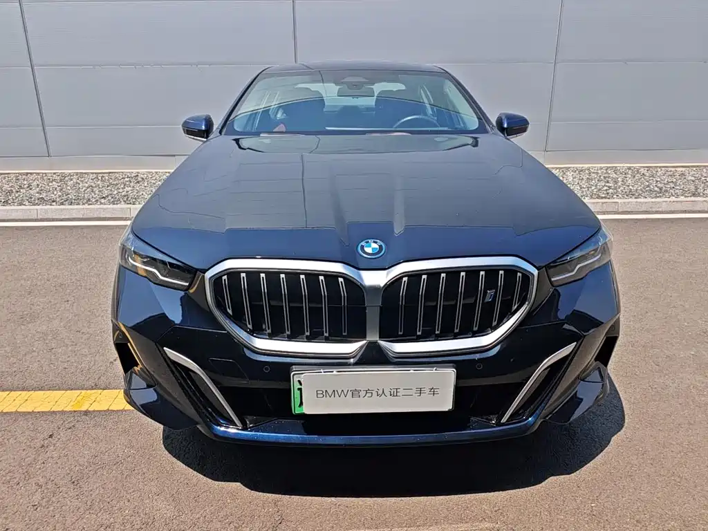 BMW i5 2024 eDrive 35L M Sport Package
