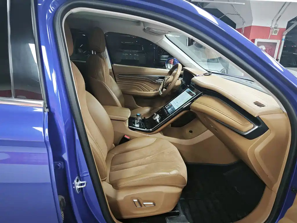 Roewe MARVEL X 2018 RWD