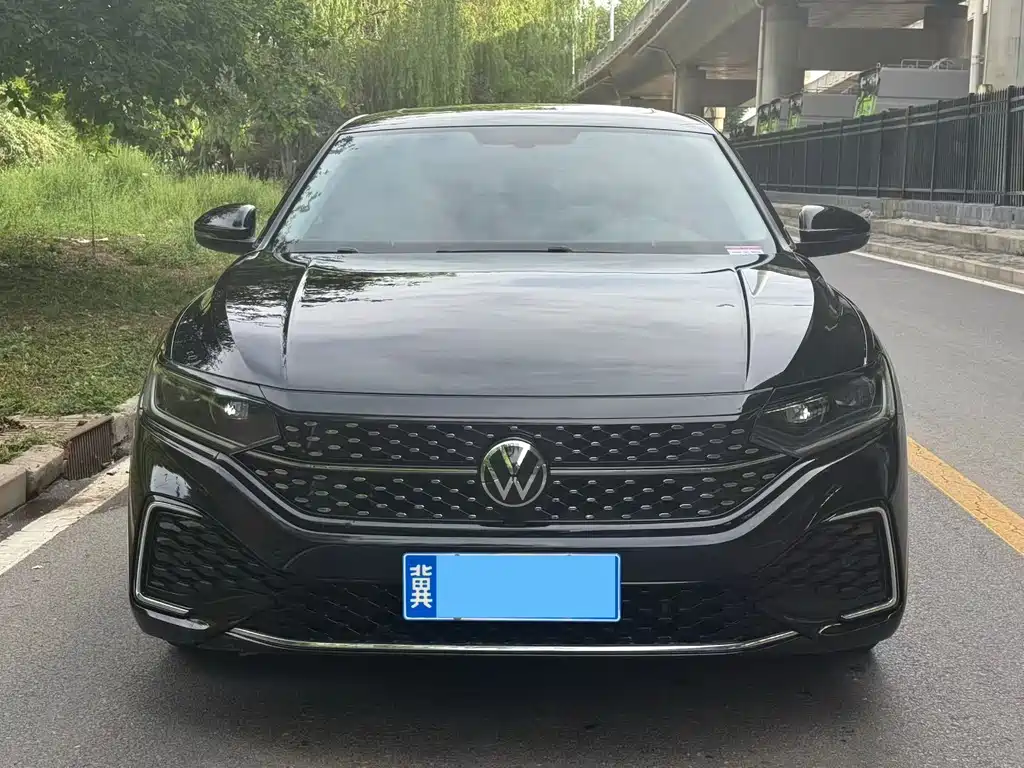 Passat 2022 330TSI Starlight Elite Edition
