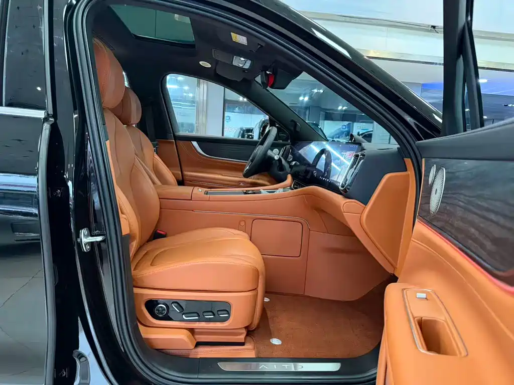 AITO M9 2024 EREV Ultra Edition 52kWh 5-Seater