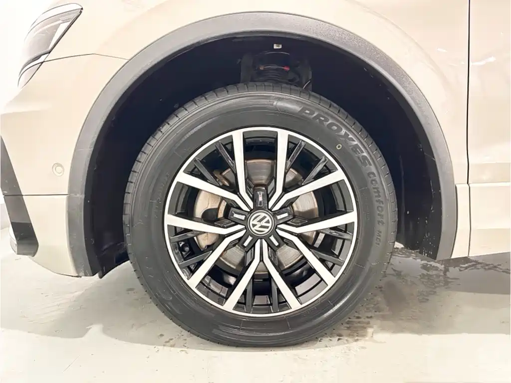 Volkswagen Tiguan L 2020 330TSI Automatic FWD R-Line Flagship Edition China VI