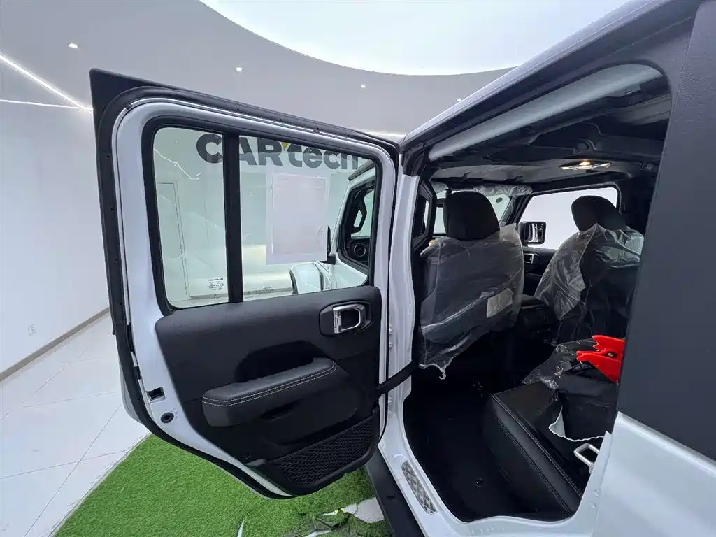 2023 Jeep Gladiator Overland 3.6L
