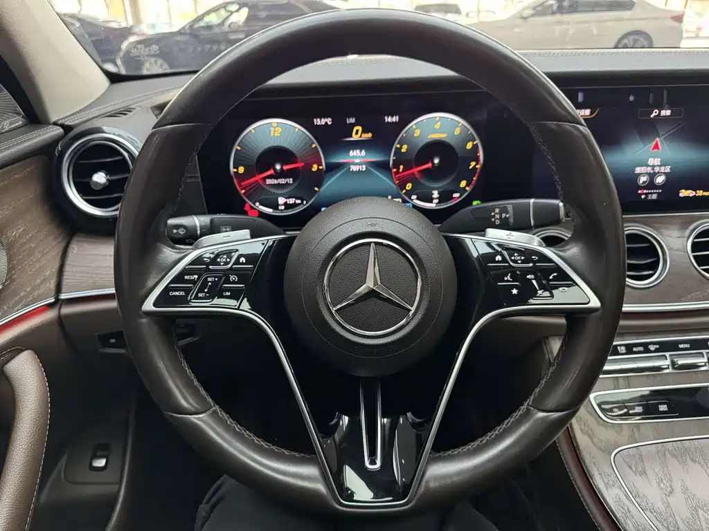 Mercedes-Benz E-Class 2022 E 260 L