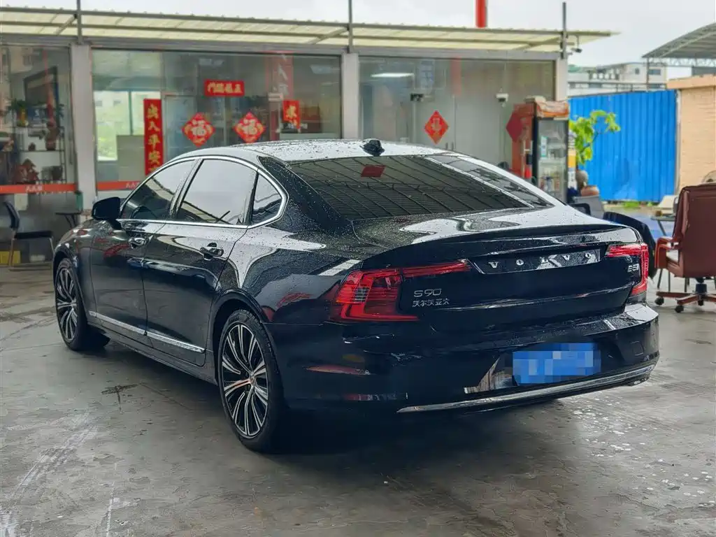 Volvo S90 2023 B5 Inscription