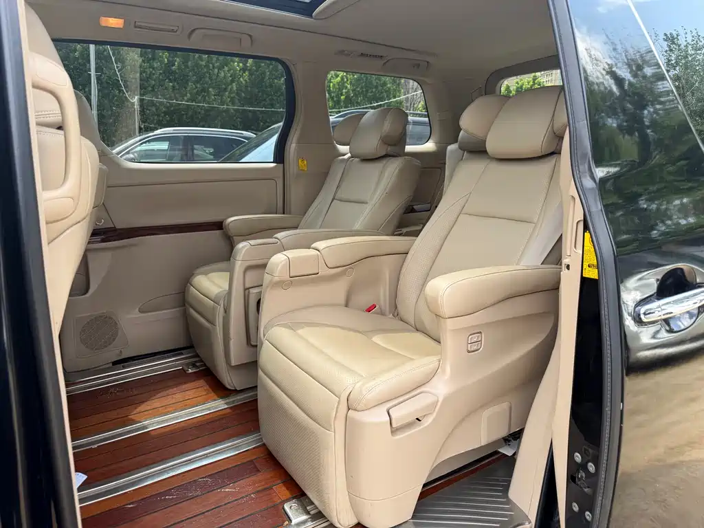 Alphard 2011 3.5L Luxury Edition