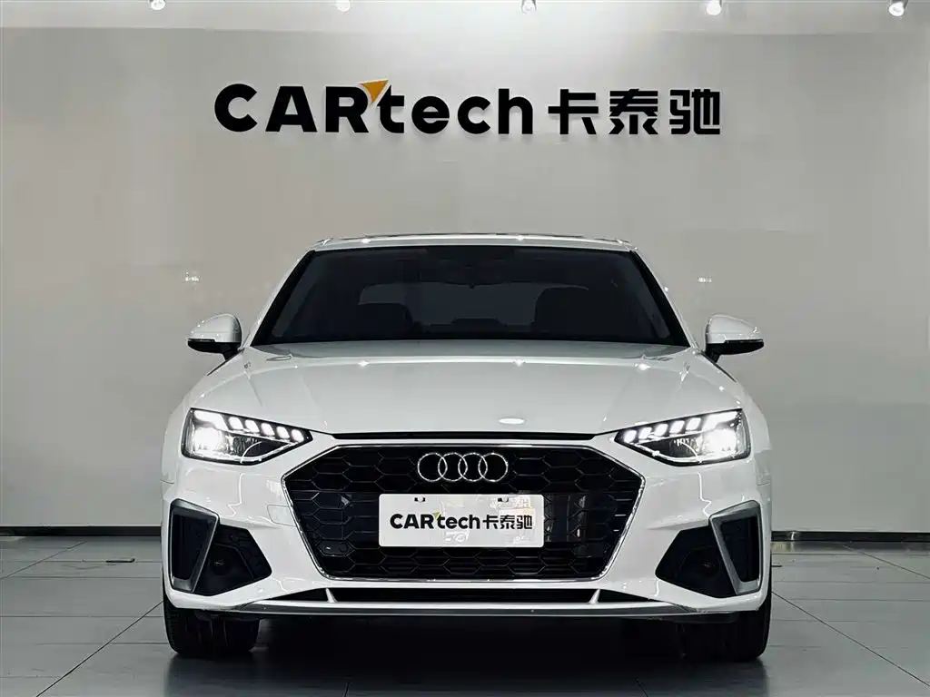 Audi A4L 2022 40 TFSI Fashion Dynamic