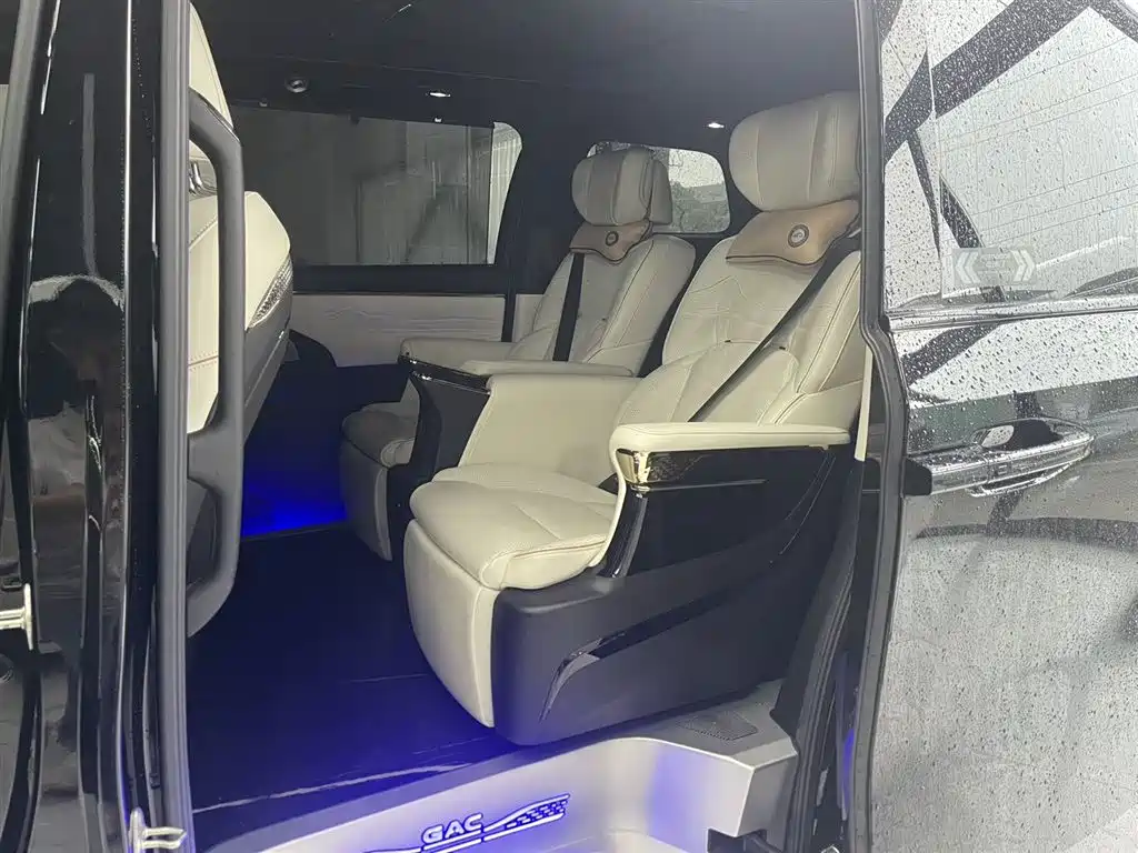 GAC Trumpchi M8 2023 Grandmaster Series Dual Engine Yuzun Edition