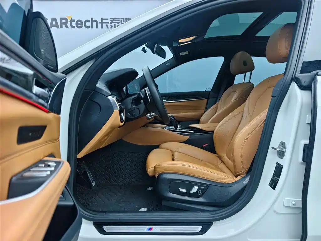 BMW 6 Series GT 2021 630i M Sport Package - фото 11