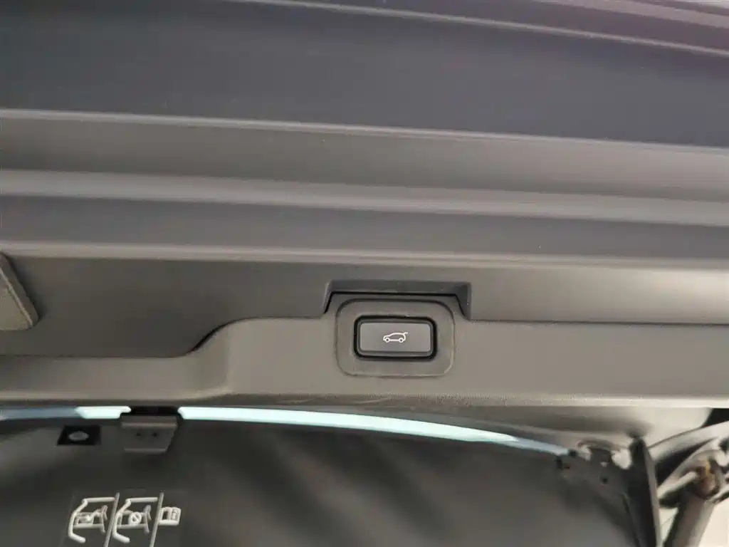 Land Rover Discovery 2021 360PS R-Dynamic S