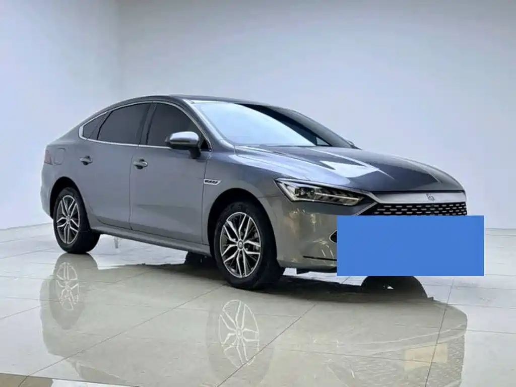 BYD Qin PLUS 2023 Champion Edition DM-i 120KM Leading Edition