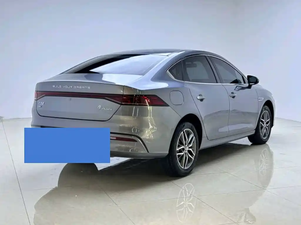 BYD Qin PLUS 2023 Champion Edition DM-i 120KM Leading Edition