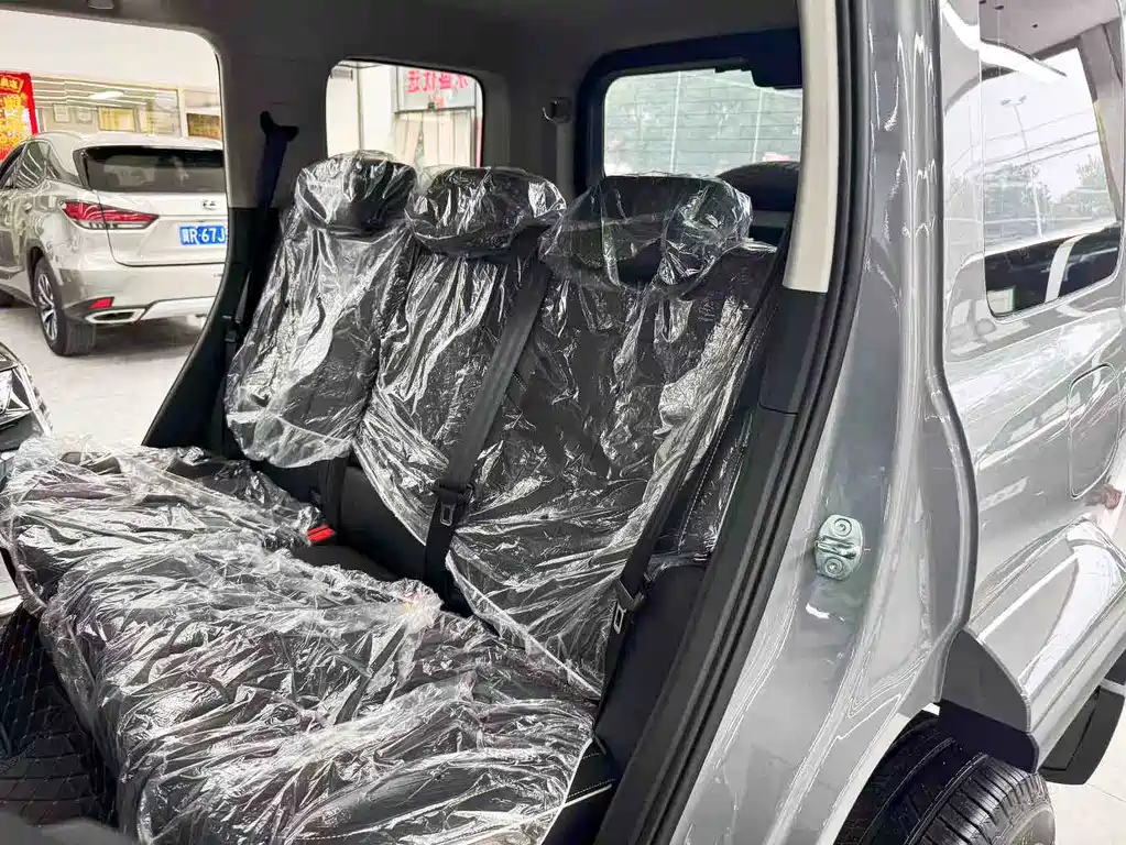 Tank 300 2024 2.0T Explorer