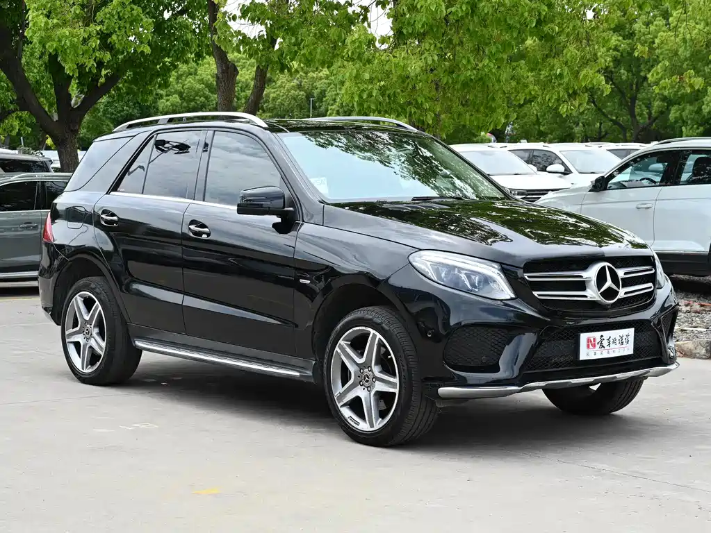Mercedes-Benz GLE 400 4MATIC
