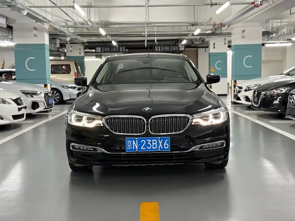 BMW 5 Series 2018 530Li Exclusive Luxury Package