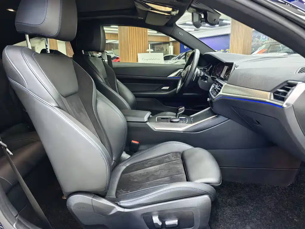 BMW 4 Series 2022 425i M Sport Night Edition - фото 11