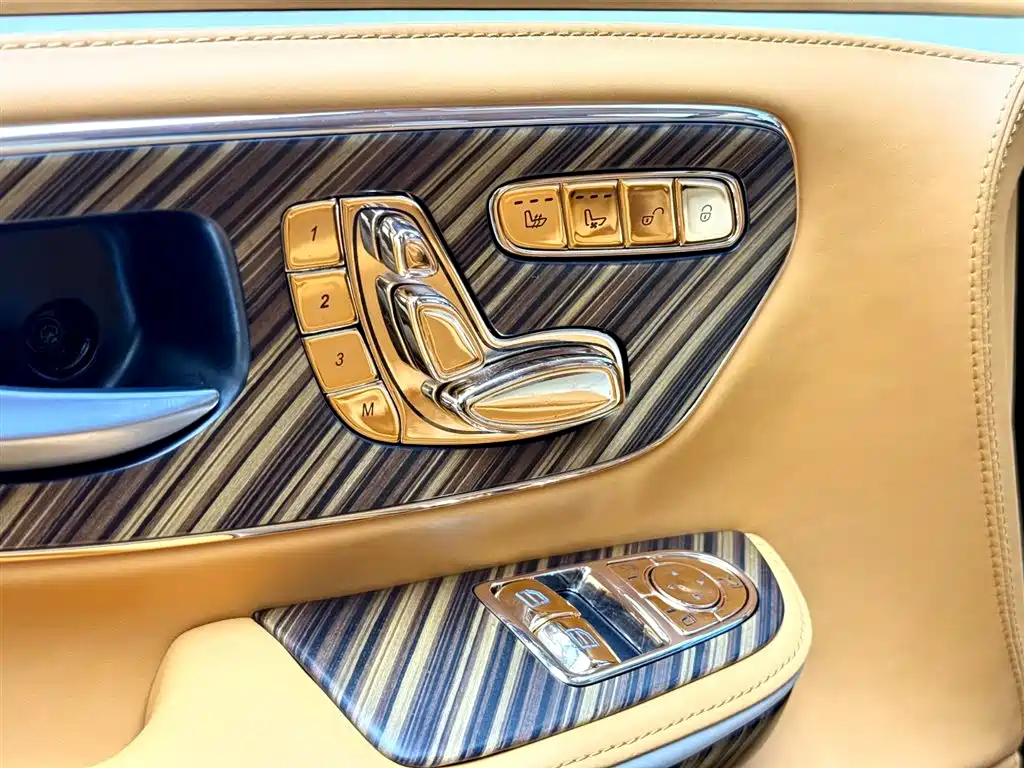 Mercedes-Benz V-Class 2024 V260 L High Roof Custom Edition