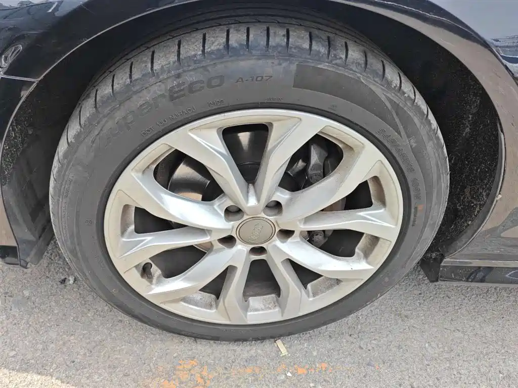Audi A6L 2018 model 35 TFSI Collector's Edition