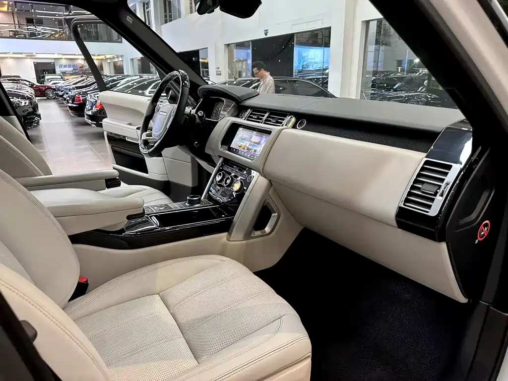 Range Rover 2017 3.0 SC V6 Vogue