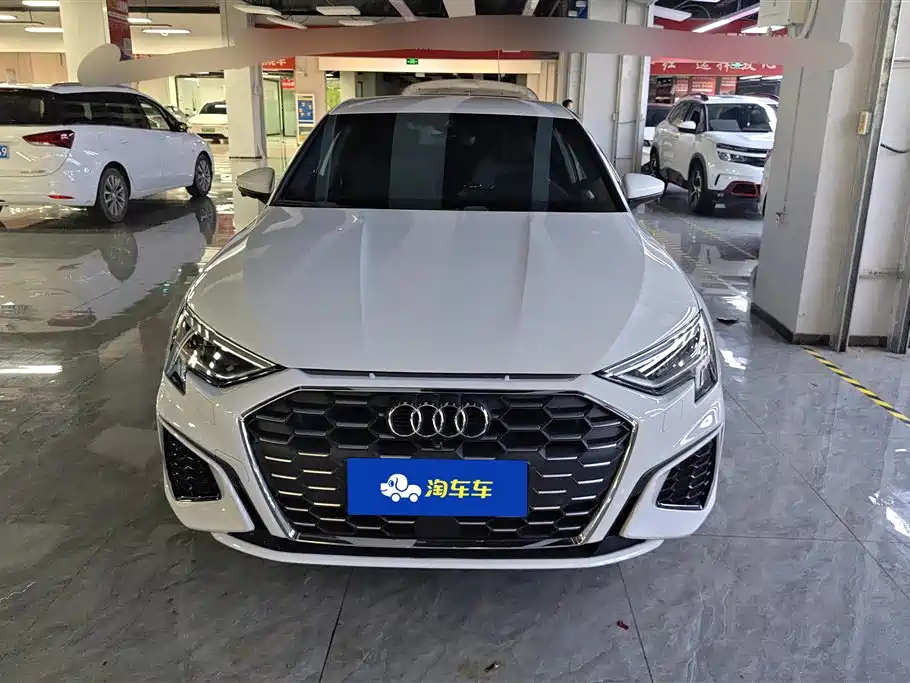 Audi A3L 2021 35 TFSI