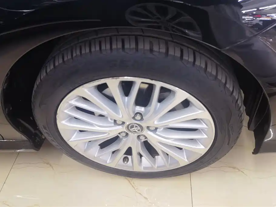 Camry 2018 2.5G Luxury Edition