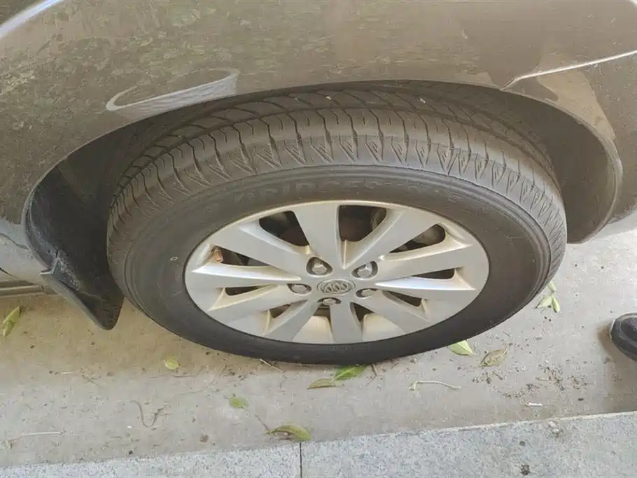 Buick GL8 2014 2.4L Comfort Edition