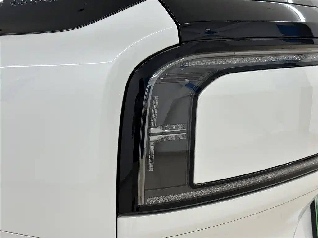 Zeekr 9X 2025 Max Edition 55kWh