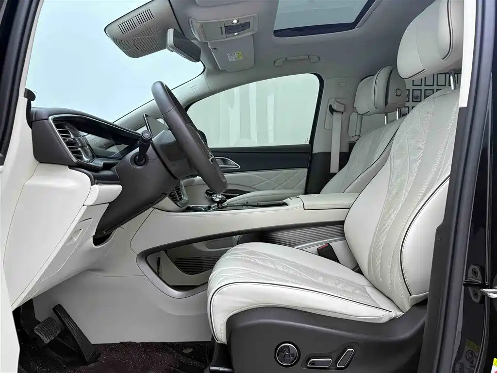 Denza D9 2024 DM-i 980 AWD Zunjong Edition