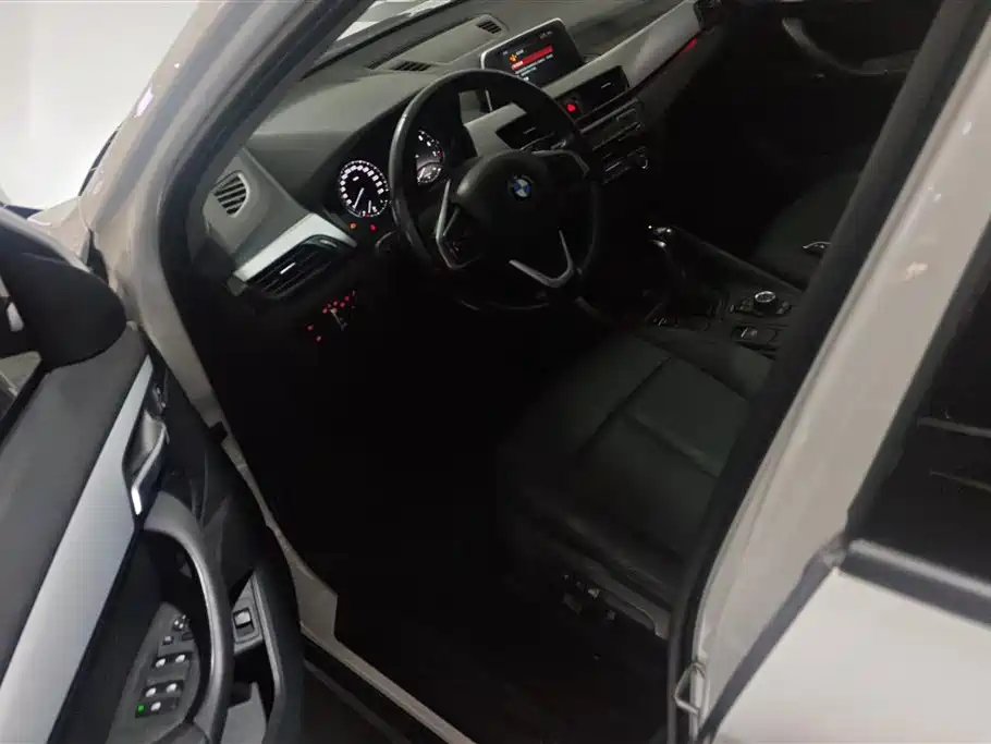 BMW X1 2019 sDrive18Li Fashion Edition