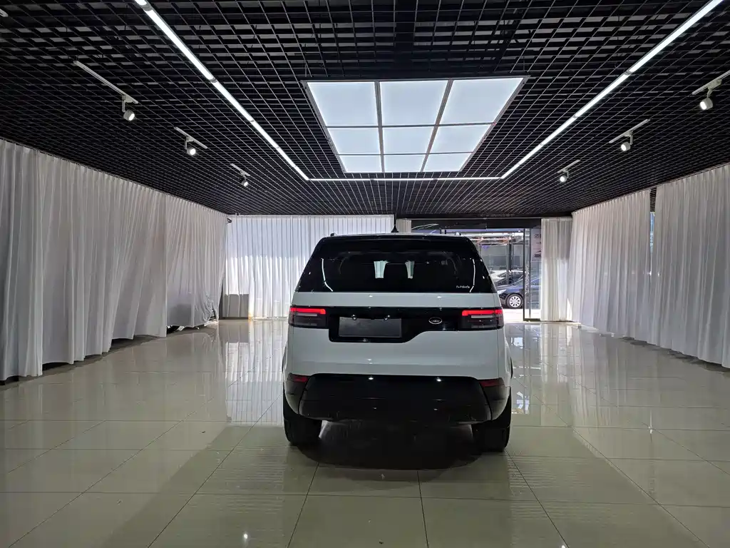 Land Rover Discovery 2018 3.0 SC V6 SE