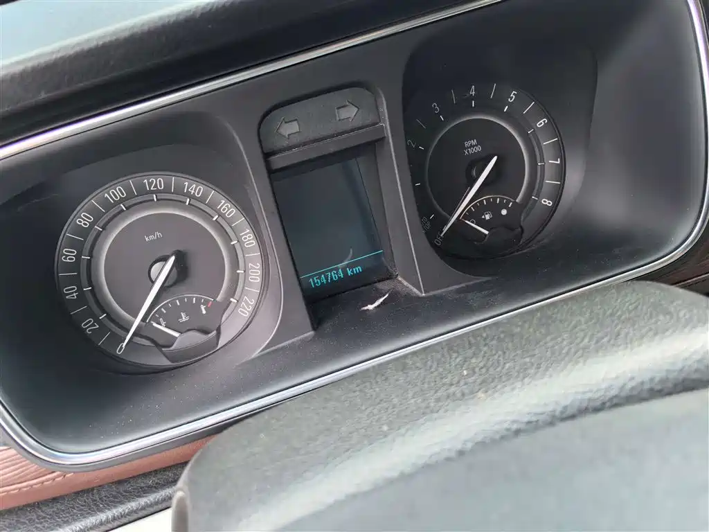 Buick GL8 2018 28T Comfort Edition China VI