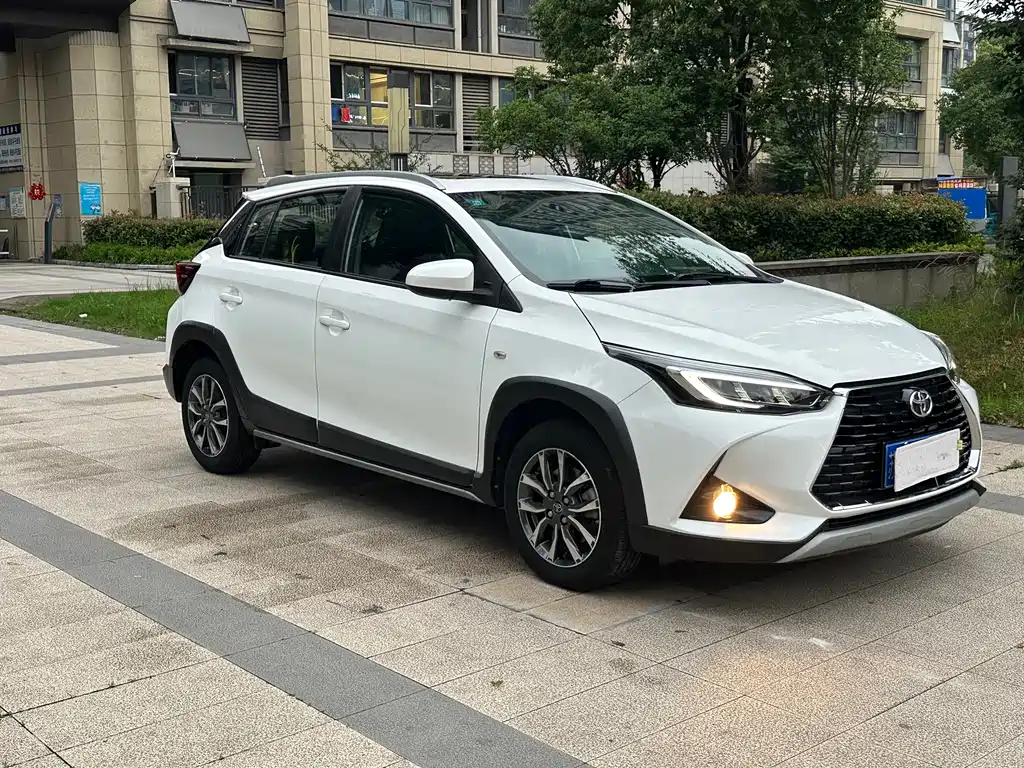 Yaris L 2020 1.5L CVT Premium