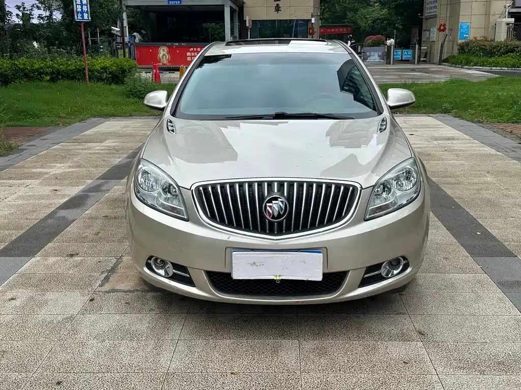 Buick Excelle GT 2013 1.6L Manual Entry Edition