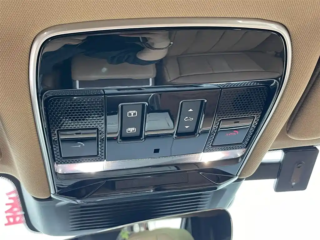 Range Rover 2023 Facelift 3.0 L6 400PS Autobiography LWB