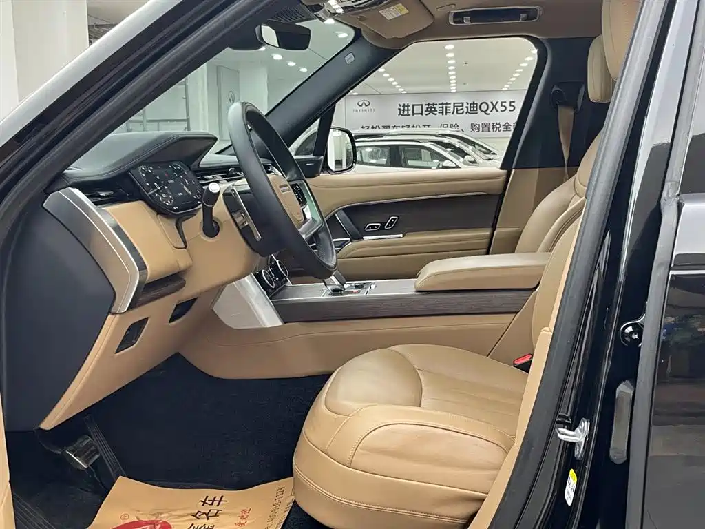Range Rover 2023 Facelift 3.0 L6 400PS Autobiography LWB