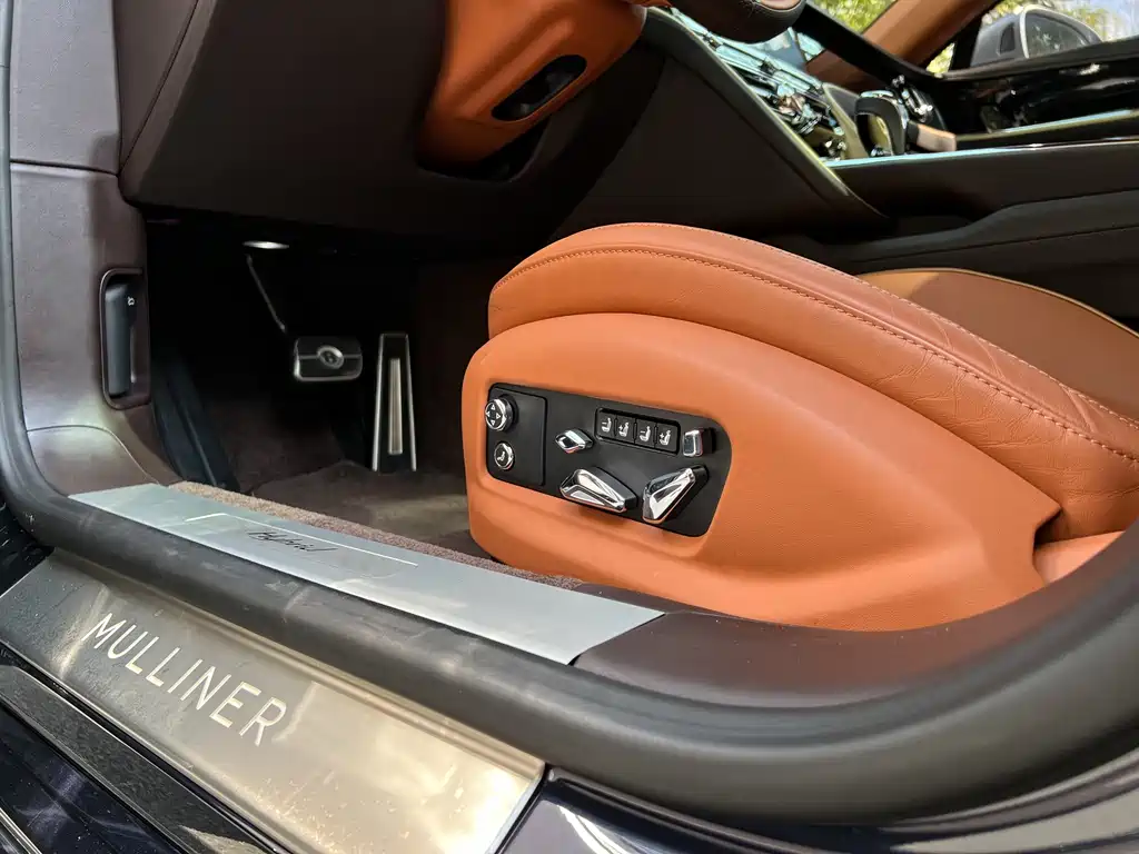 Bentley Flying Spur Plug-in Hybrid 2022 2.9T V6 Hybrid Mulliner