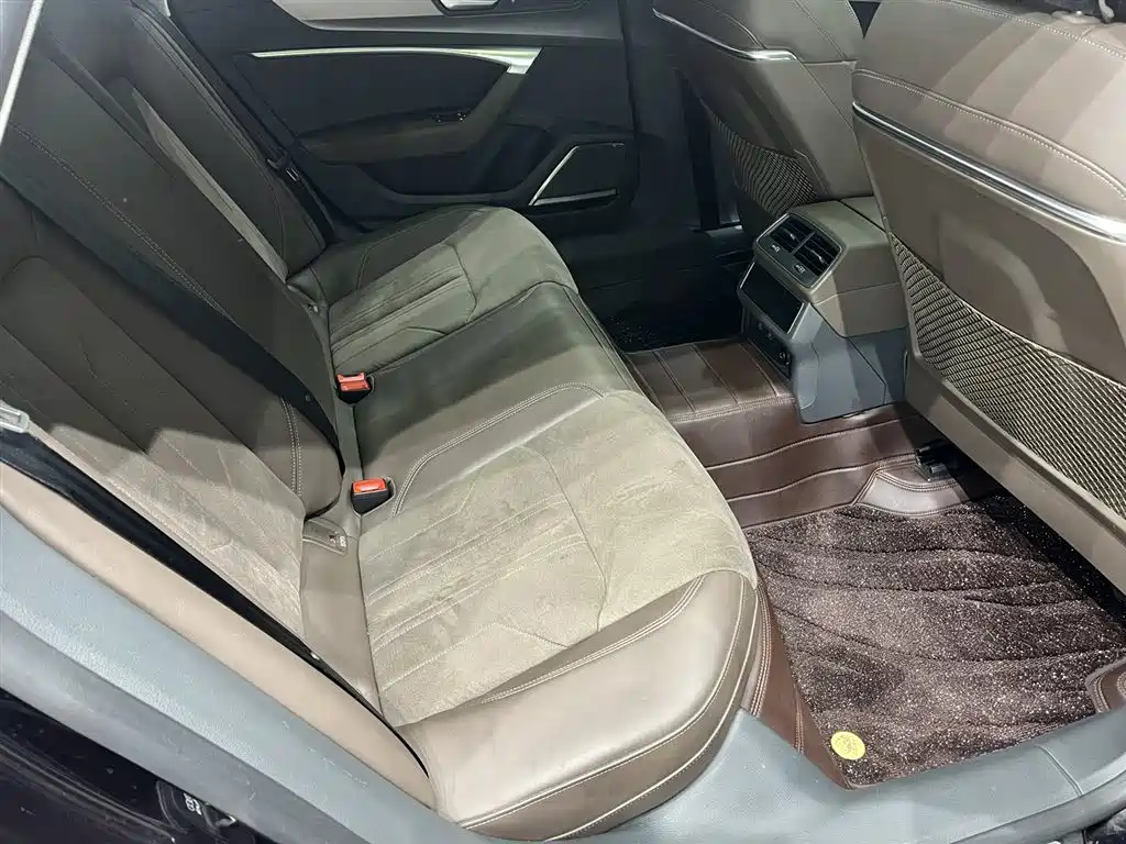 Audi A7L 2024 45 TFSI S-line Dream Edition Liujing Package