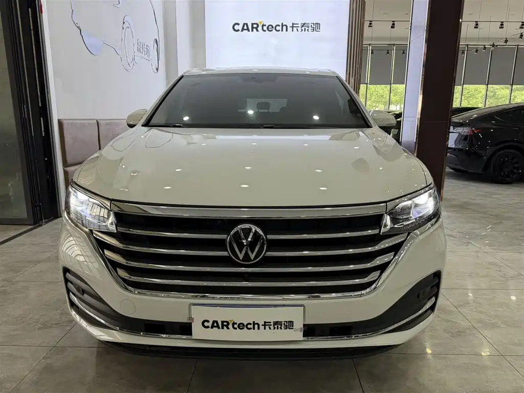 Volkswagen Viloran 2020 330TSI Luxury Edition