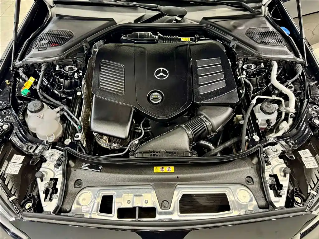 2024 Mercedes-Benz E 350 e L Plug-in Hybrid Sedan