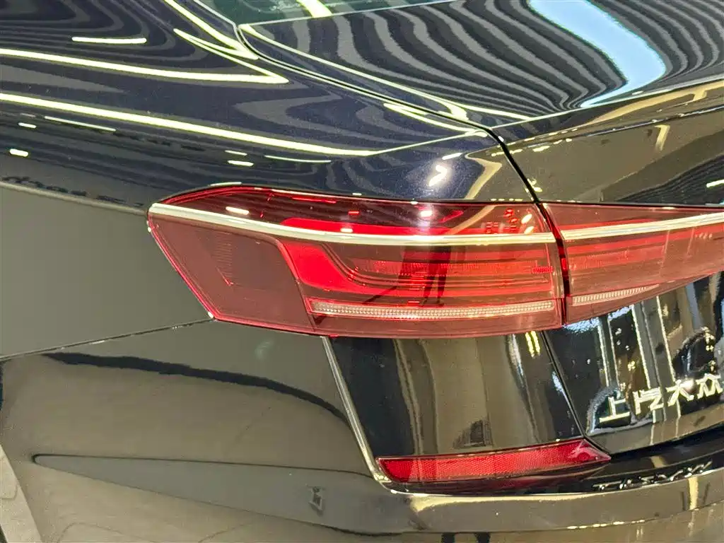 Passat 2025 Outstanding Edition 380TSI Longteng Edition