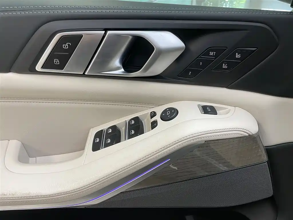 BMW X5 2019 xDrive40i M Sport Package