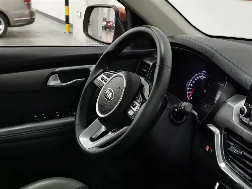 Kia Sportage 2018 2.0L Automatic Smart Luxury Edition China V