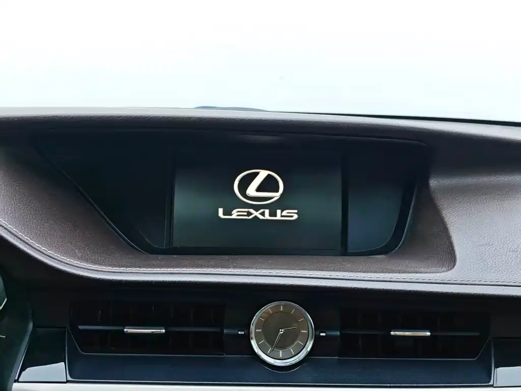 Lexus ES 2015 200 Elite Edition