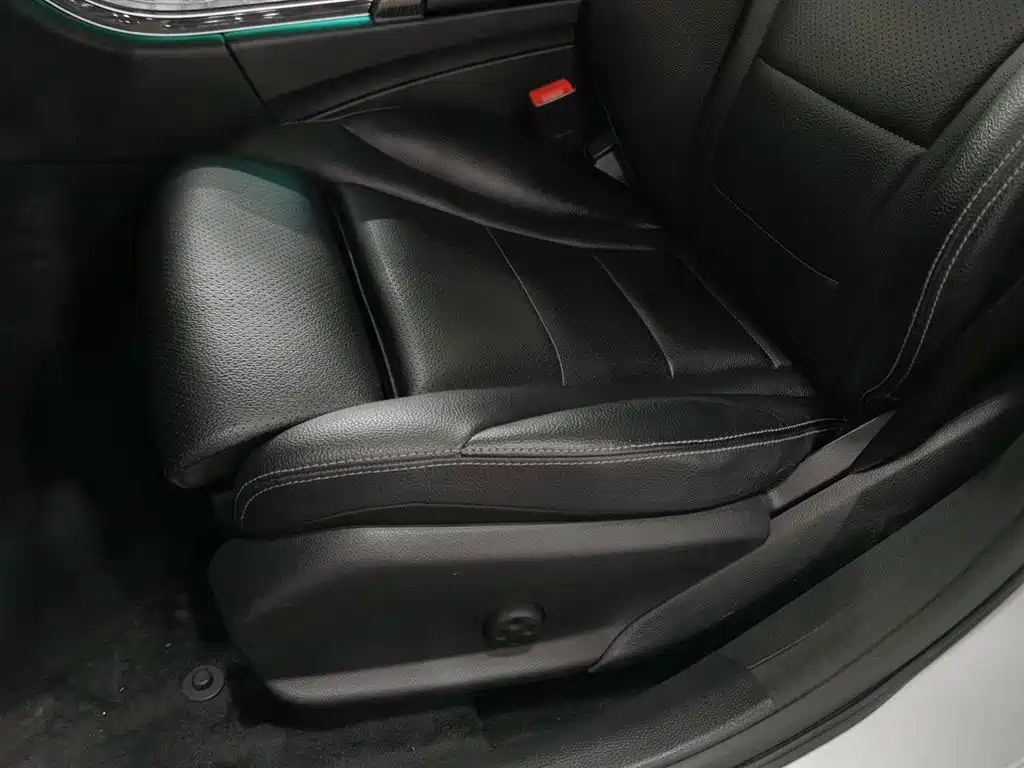Mercedes-Benz C-Class 2016 C 200 L Sport
