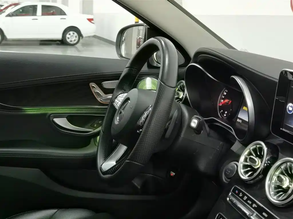 Mercedes-Benz C-Class 2016 C 200 L Sport