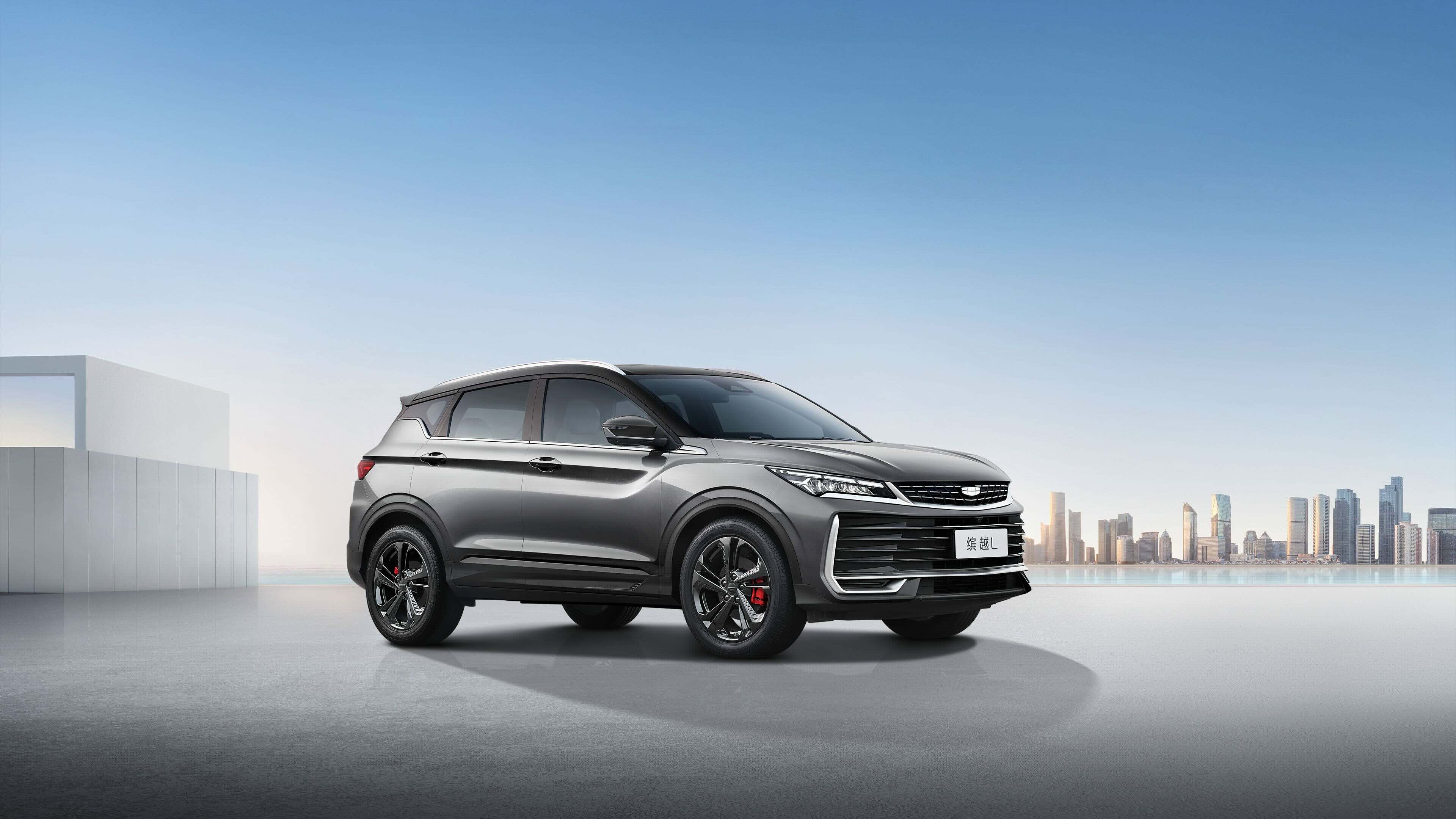 Geely Binyue L - Узкая передняя оптика и спортивный бампер