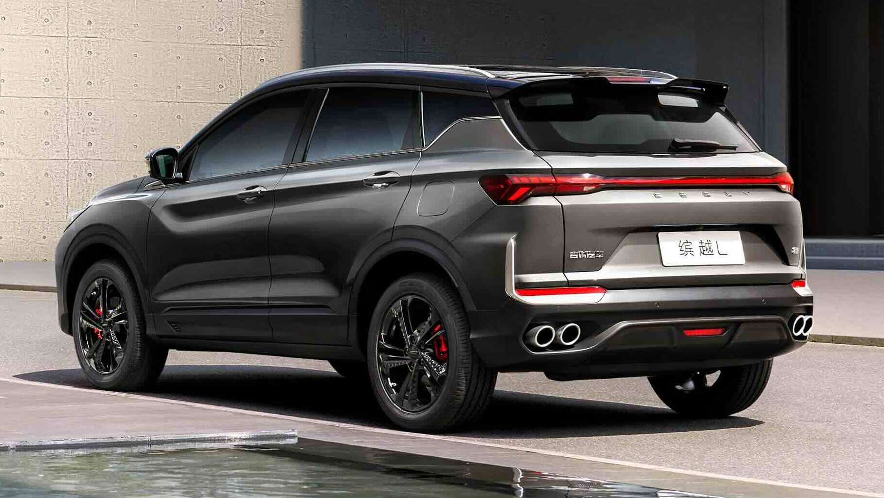 Geely Binyue L - Сквозной задний фонарь и спортивная корма