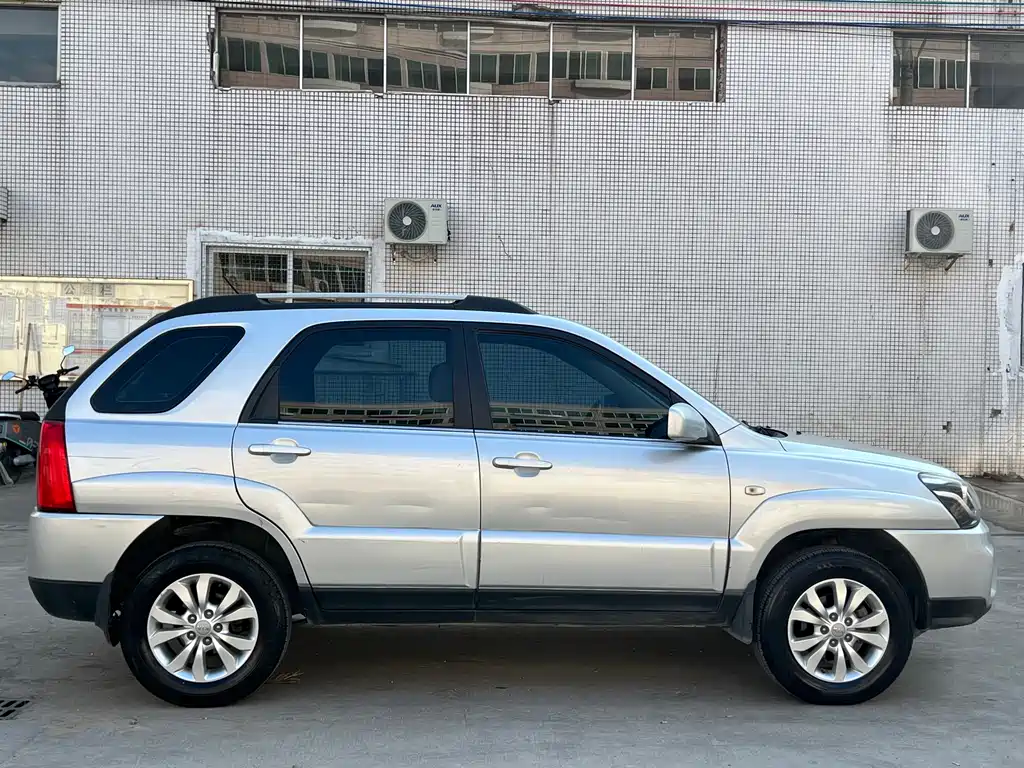 Kia Sportage 2013 2.0L Automatic 2WD GL