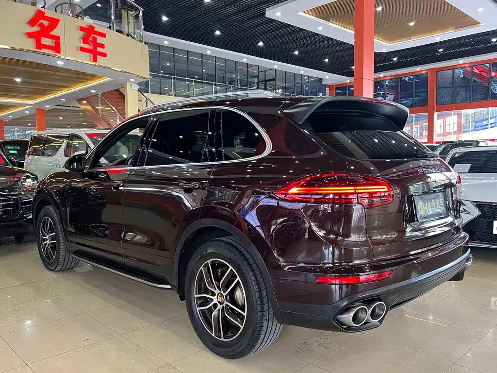 Porsche Cayenne 2016 3.0T